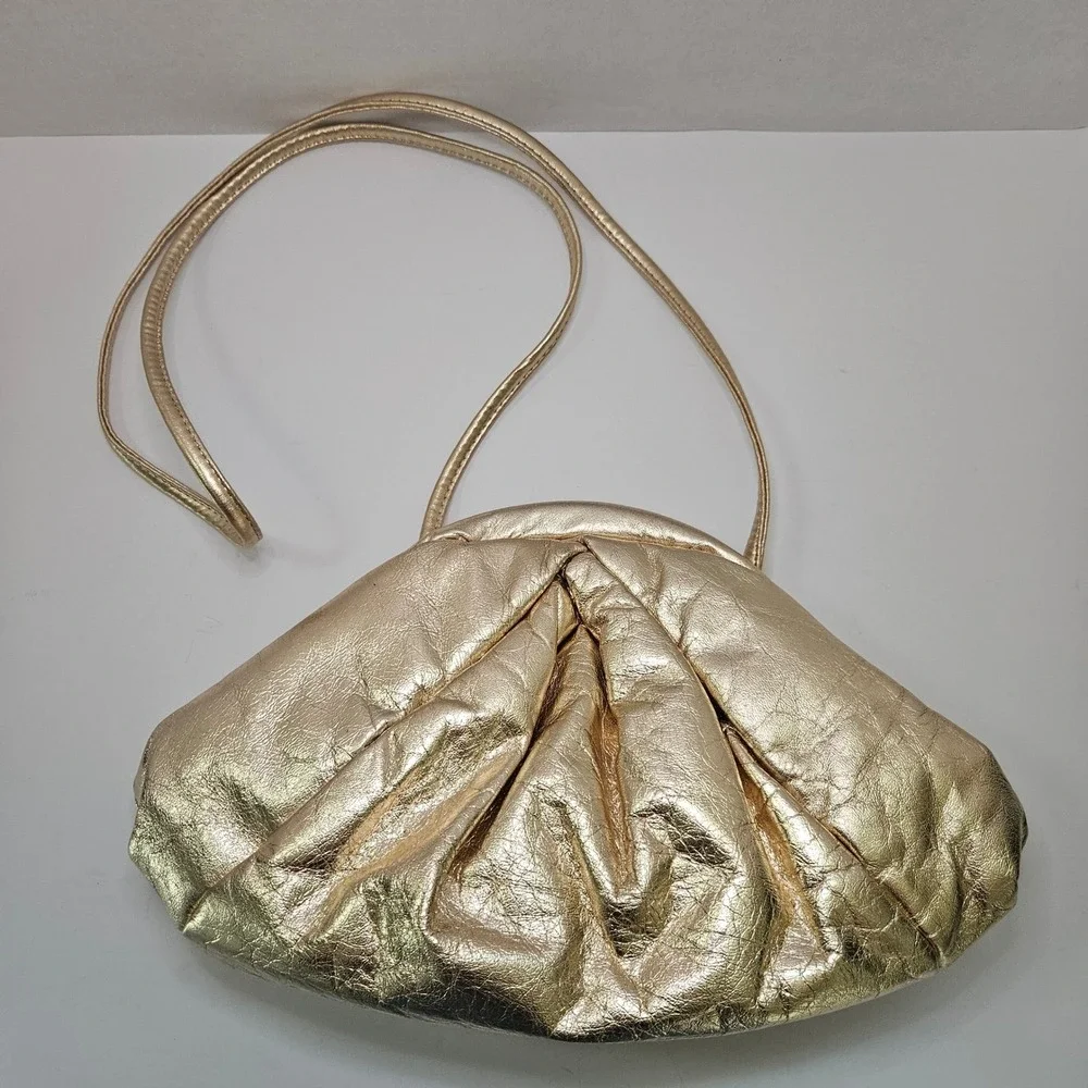 Park Avenue International Vintage 80s Gold Metallic Leather Pouch Clutch Bag USA